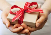 Ποιοι γιορτάζουν σήμερα Τρίτη 30 Δεκεμβρίου