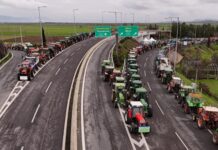 Μπλόκα χωρίς τέλος, διάλογος χωρίς αρχή