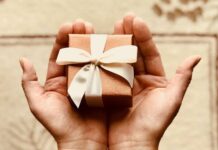 Ποιοι γιορτάζουν σήμερα Τρίτη 13 Ιανουαρίου