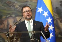 Ο υπουργός εξωτερικών της Βενεζουέλας εκθέτει ανεπανόρθωτα τον Μητσοτακη